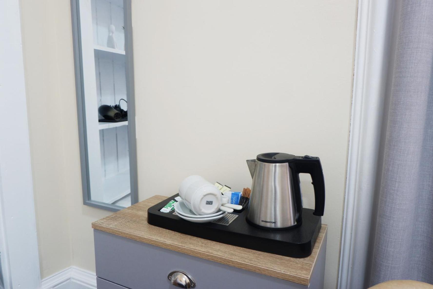 Jacobite House Hotel Inverness Room photo