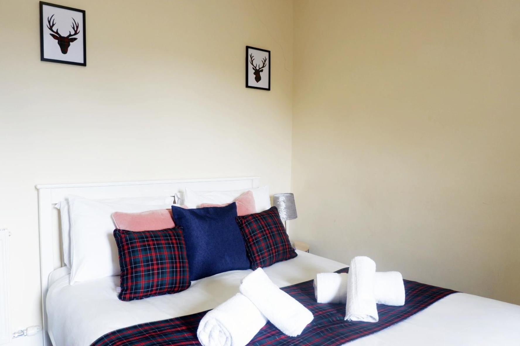 Jacobite House Hotel Inverness Room photo