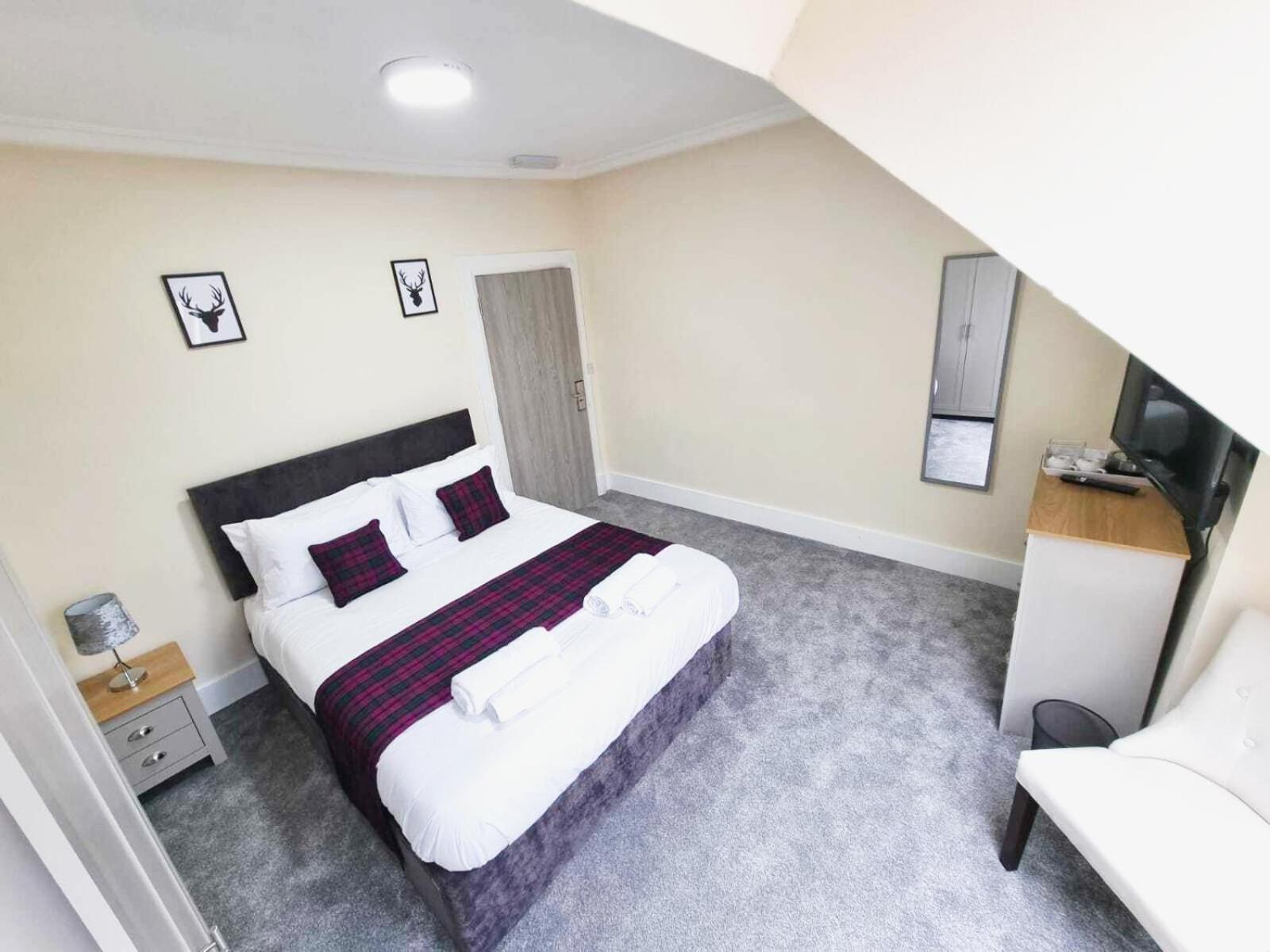 Jacobite House Hotel Inverness Room photo