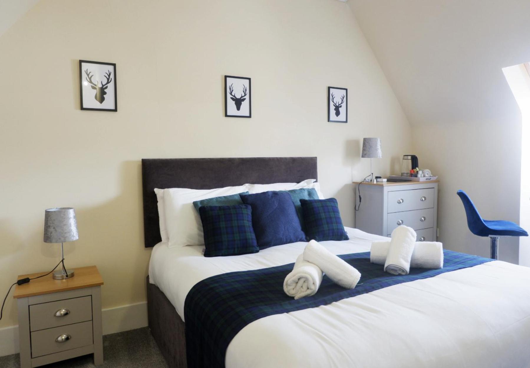 Jacobite House Hotel Inverness Room photo