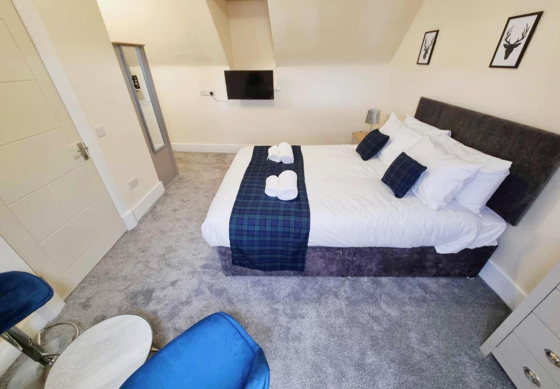 Jacobite House Hotel Inverness Room photo